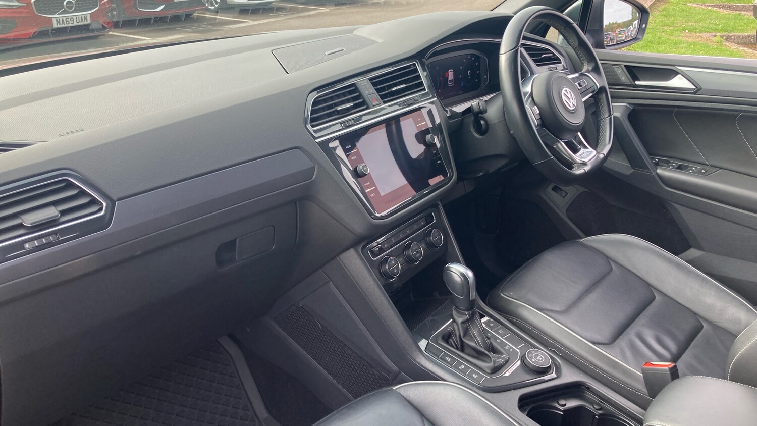 Used Volkswagen Tiguan 2020 for sale - 76089010: Photo 9