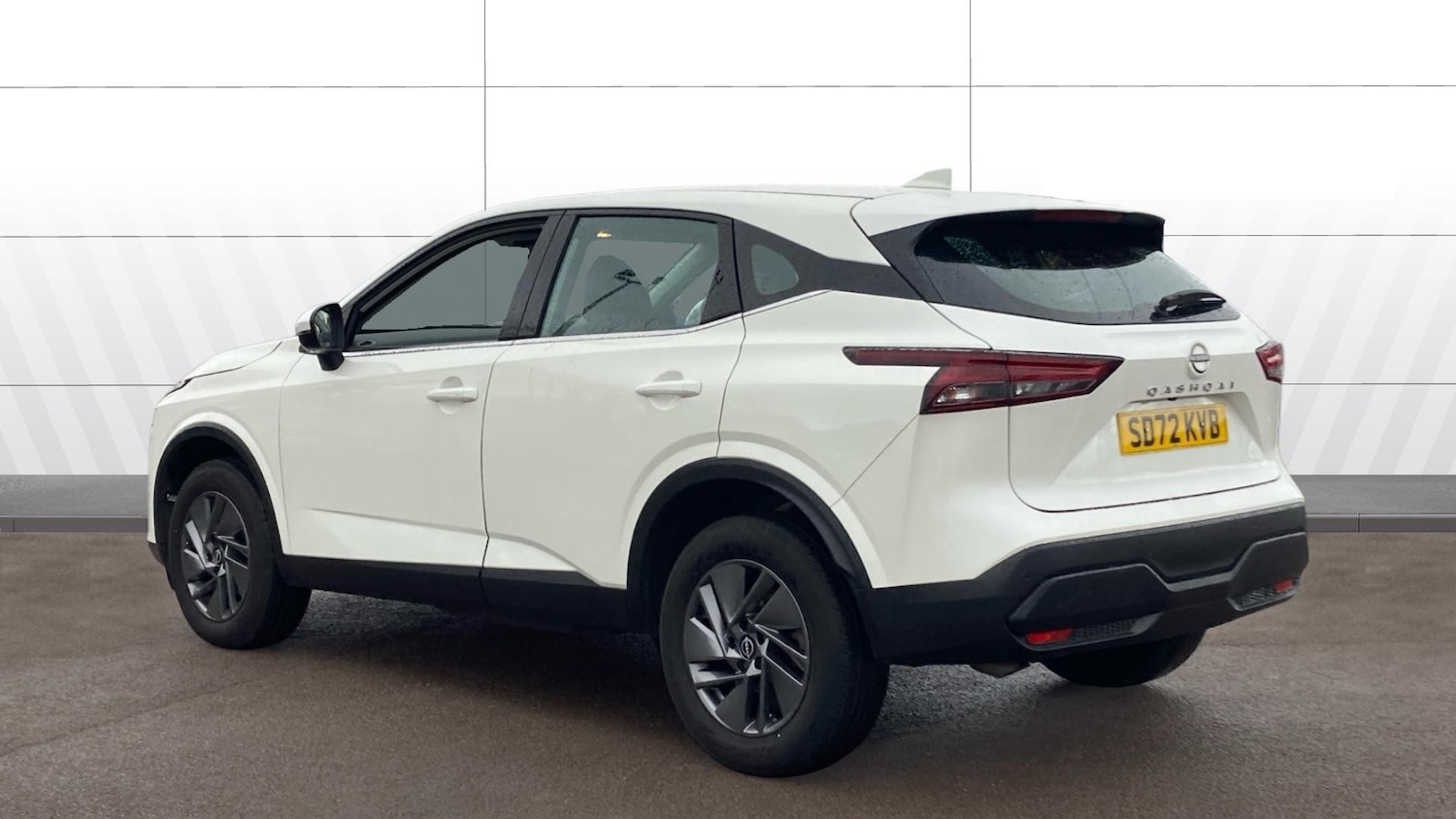 Used Nissan Qashqai 2022 for sale - 77186759: Photo 2