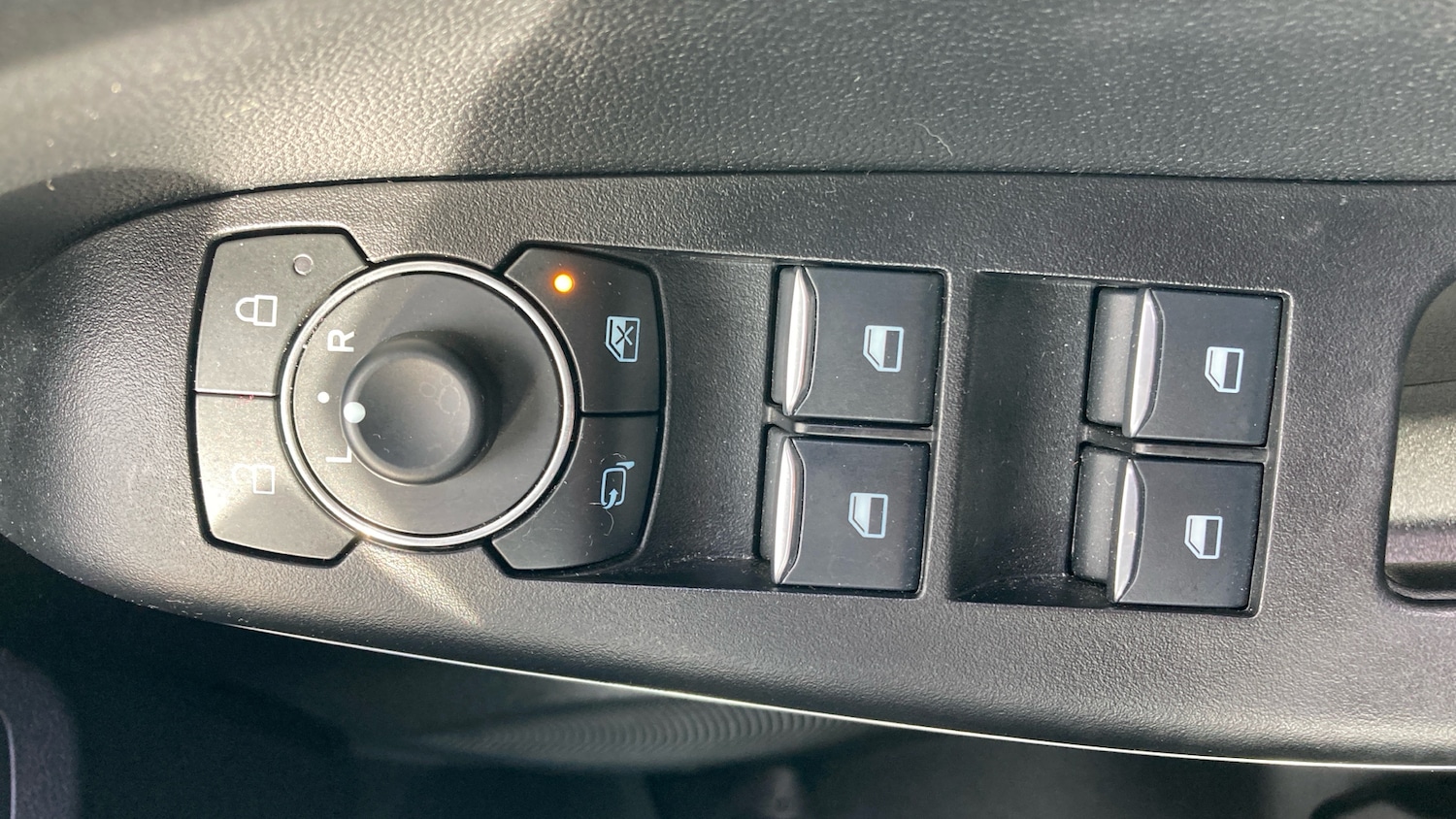 Used Ford Puma 2024 for sale - 77893196: Photo 23