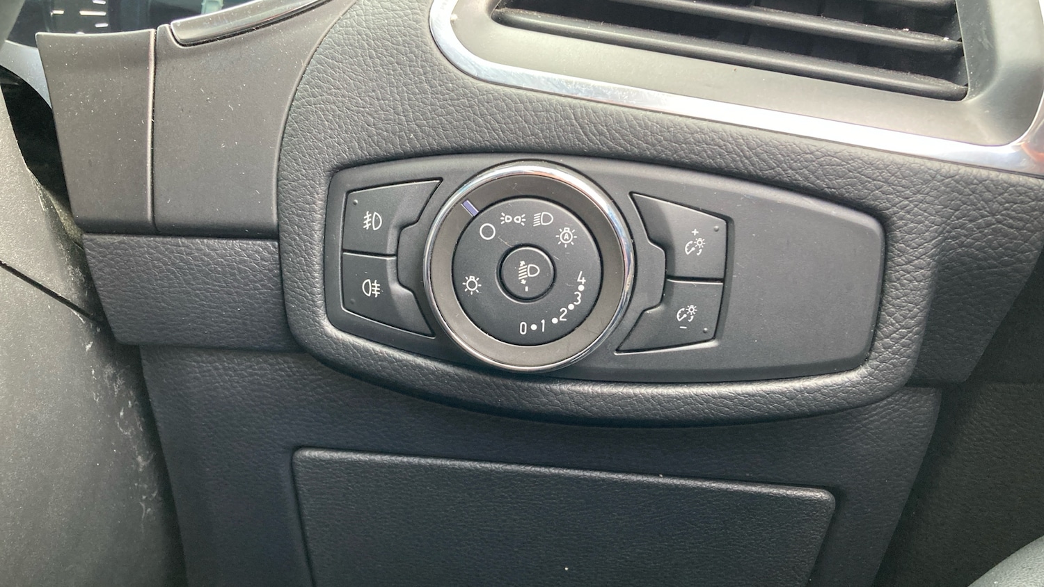 Used Ford S-Max 2022 for sale - 77296434: Photo 22