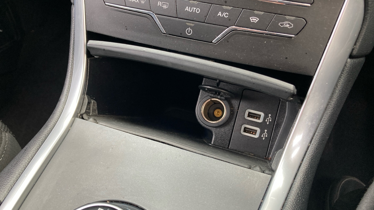 Used Ford S-Max 2022 for sale - 77296434: Photo 28