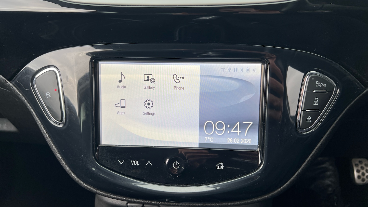 Used Vauxhall Corsa 2015 for sale - 77701878: Photo 12