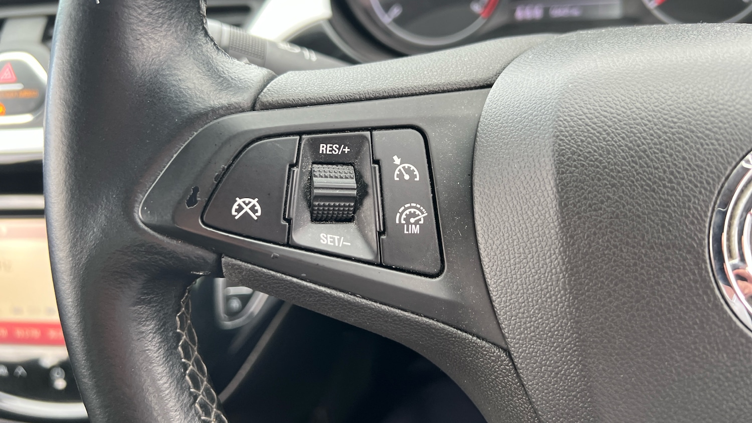 Used Vauxhall Corsa 2015 for sale - 77701878: Photo 25