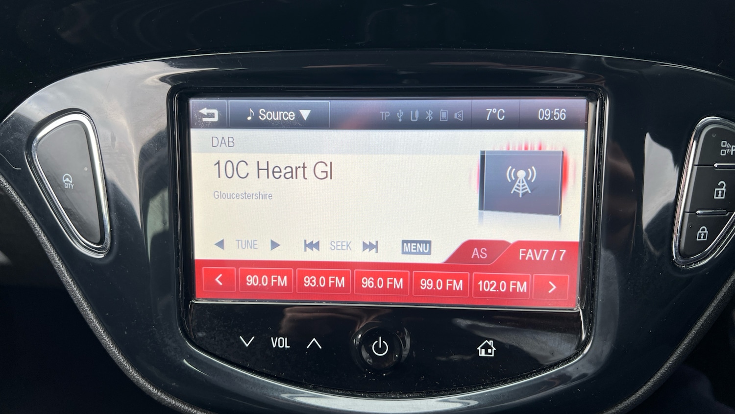 Used Vauxhall Corsa 2015 for sale - 77701878: Photo 29