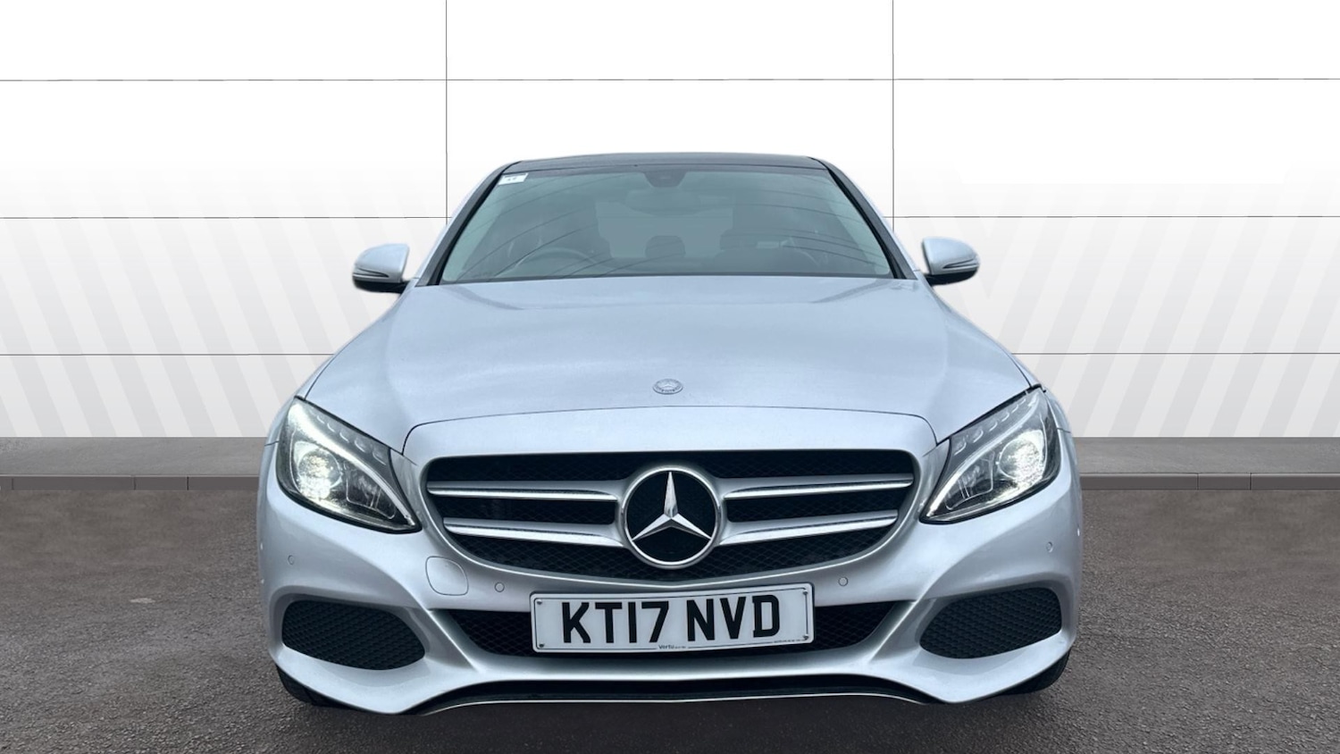 Used Mercedes-Benz C Class 2017 for sale - 77459660: Photo 3