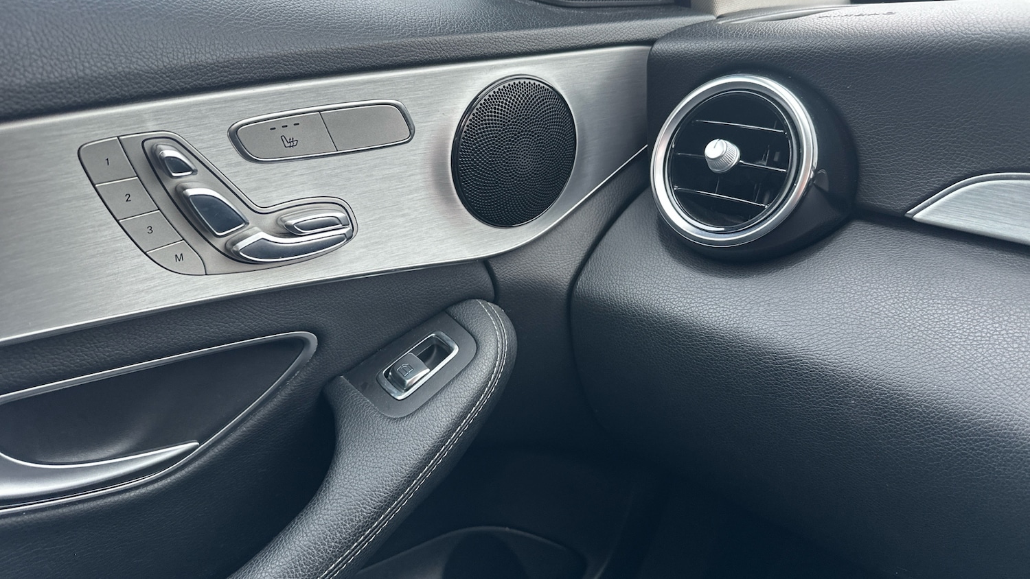 Used Mercedes-Benz C Class 2017 for sale - 77459660: Photo 42