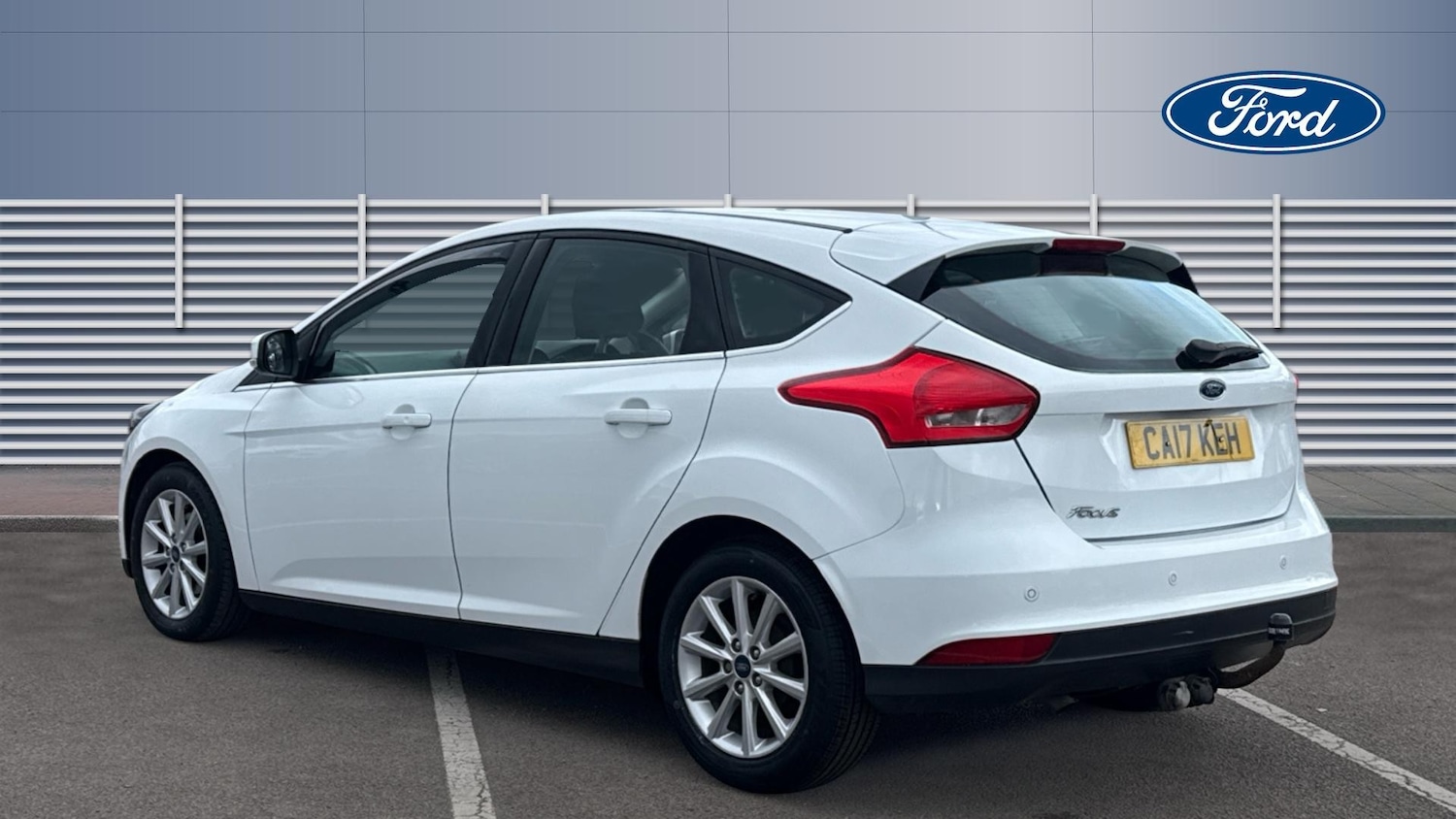 Used Ford Focus 2017 for sale - 77830469: Photo 2