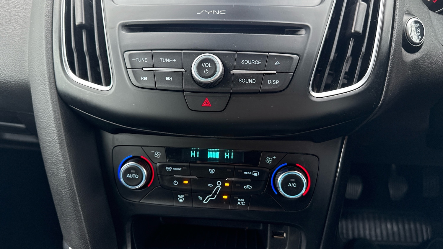 Used Ford Focus 2017 for sale - 77830469: Photo 33