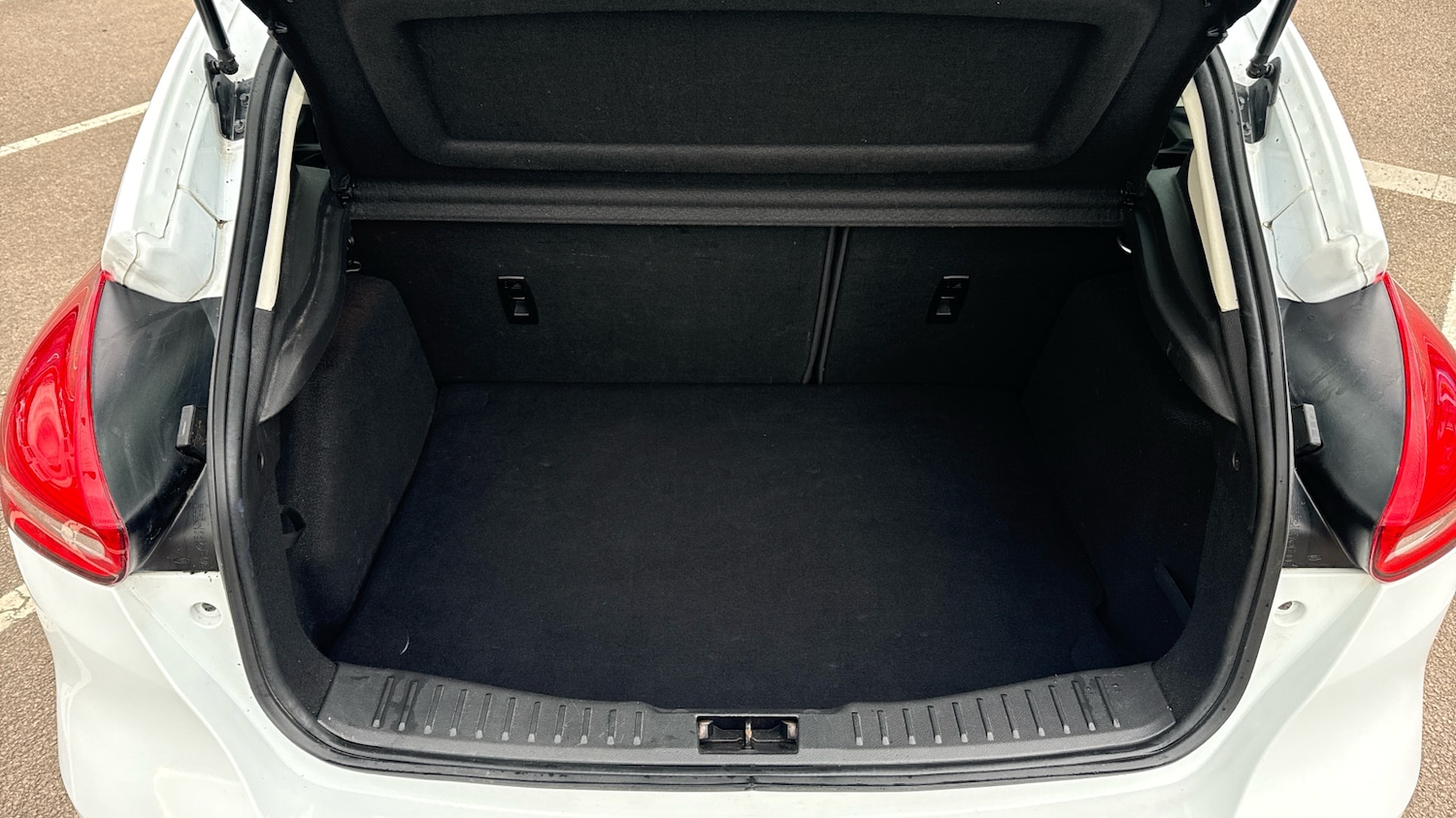 Used Ford Focus 2017 for sale - 77830469: Photo 4