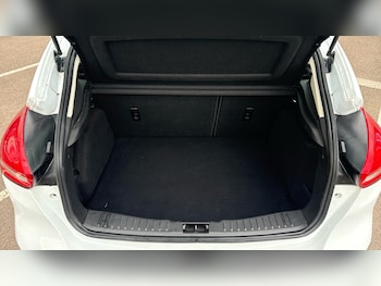 Used Ford Focus 2017 for sale - 77830469: Photo