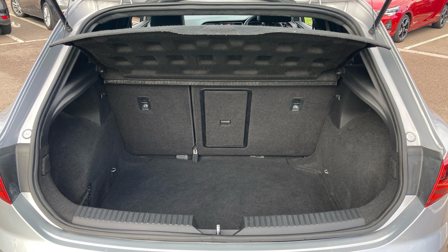 Used SEAT Leon 2019 for sale - 76918117: Photo 4