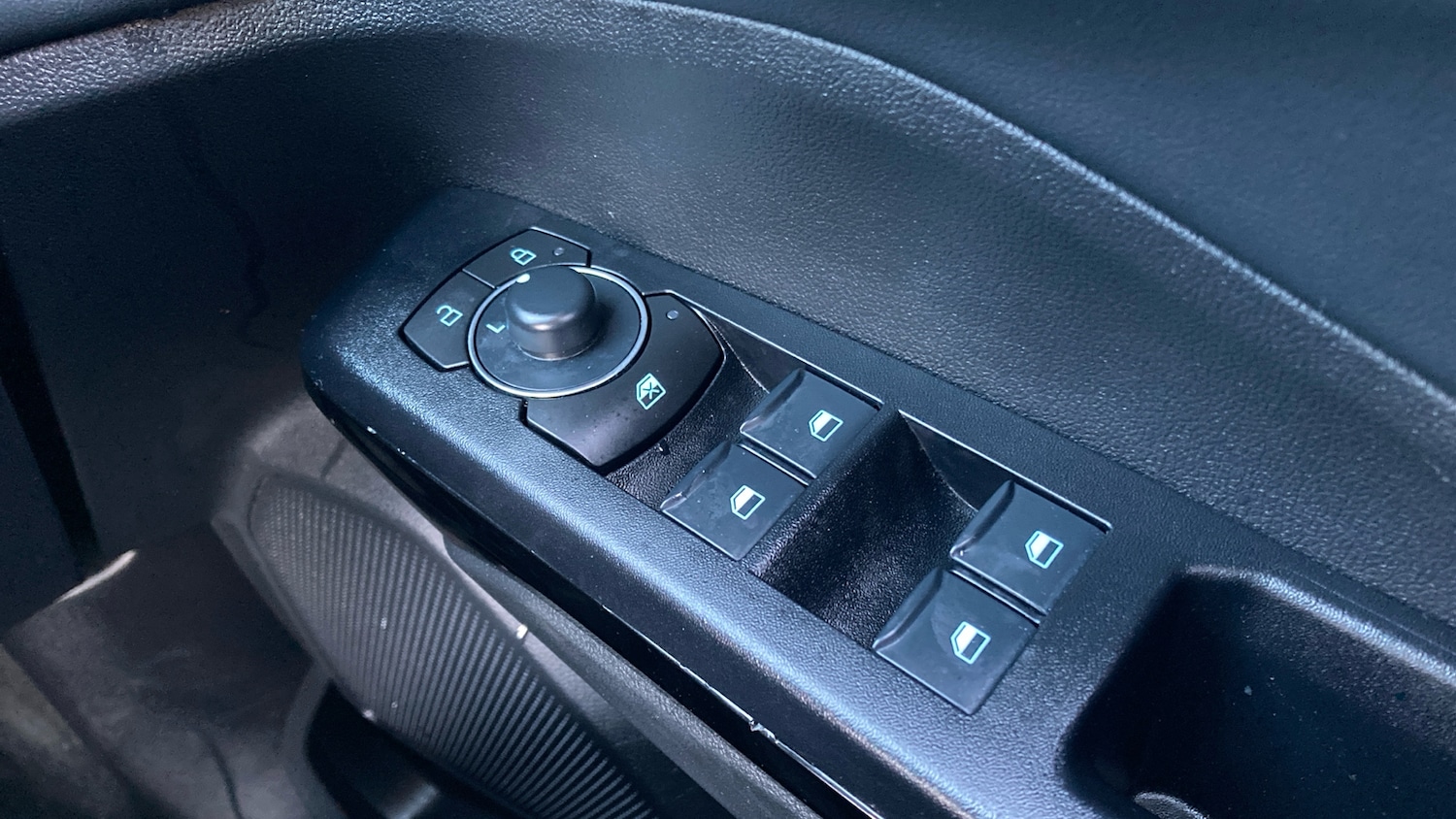 Used Ford Puma 2024 for sale - 76796804: Photo 21