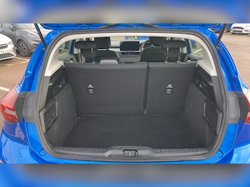 Used Ford Focus 2022 for sale - 76844772: Photo