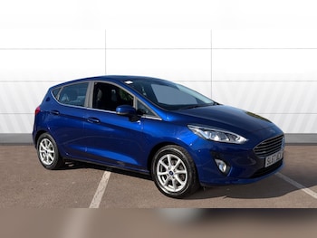 Used Ford Fiesta 2017 for sale - 79459508: Photo