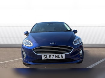 Used Ford Fiesta 2017 for sale - 79459508: Photo