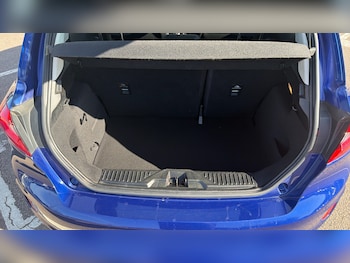 Used Ford Fiesta 2017 for sale - 79459508: Photo