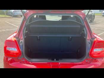 Used Suzuki Swift 2021 for sale - 74950595: Photo