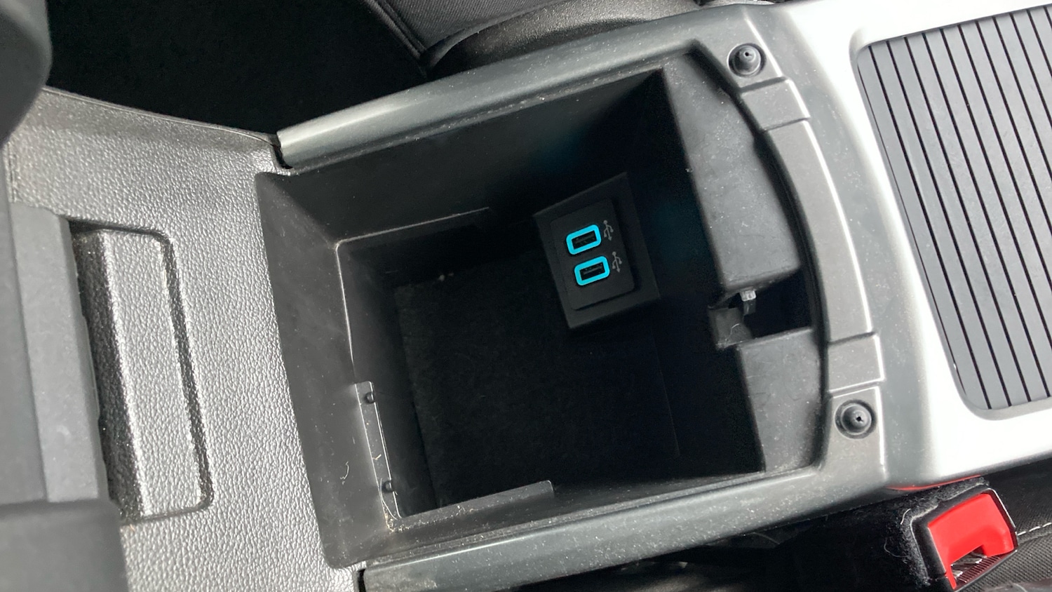 Used Ford Kuga 2018 for sale - 77036608: Photo 29