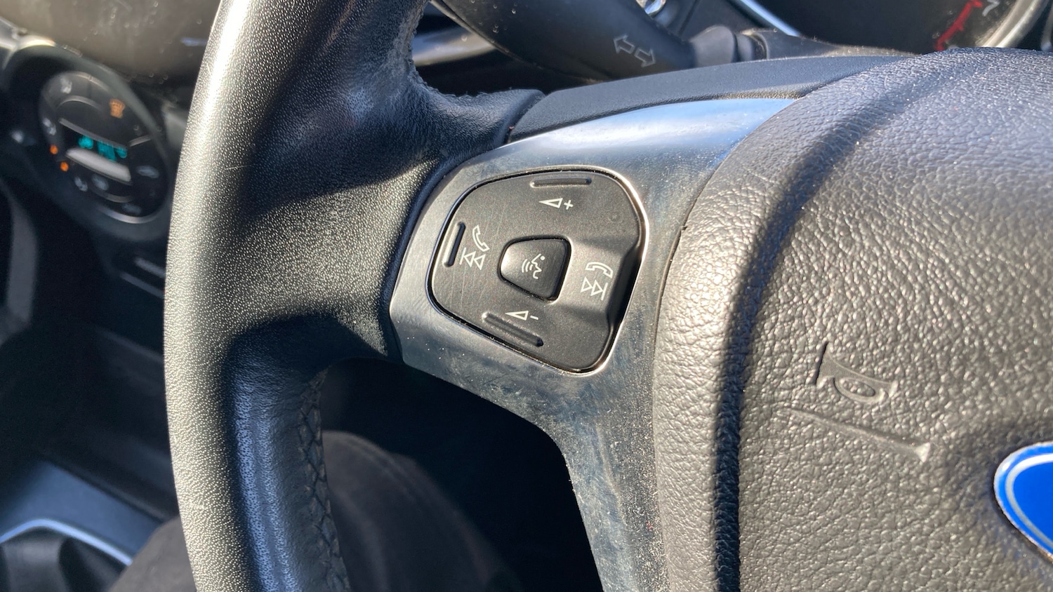 Used Ford Ecosport 2016 for sale - 77124010: Photo 28