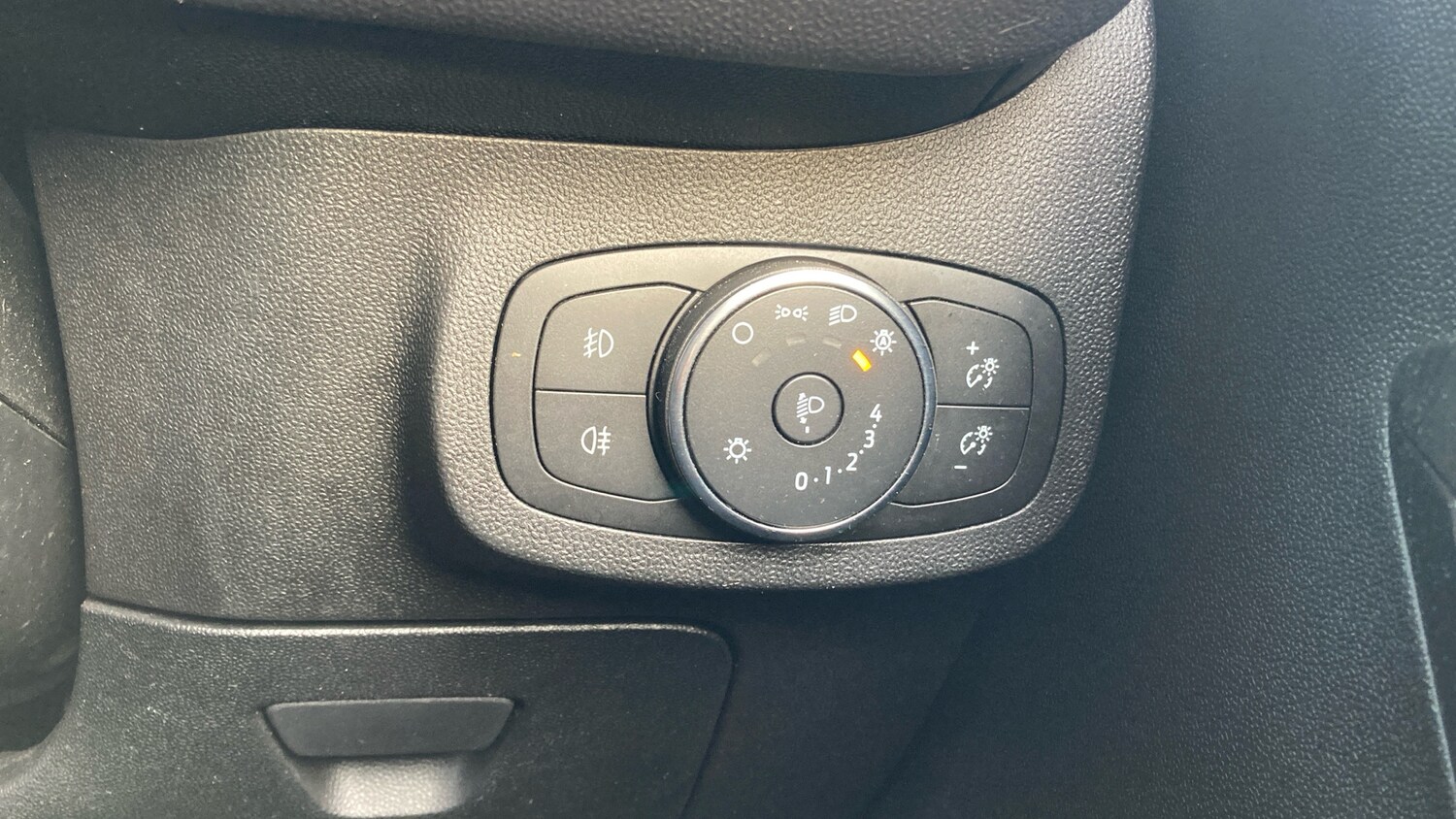 Used Ford Fiesta 2019 for sale - 76542759: Photo 22