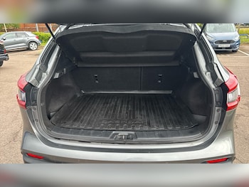 Used Nissan Qashqai 2018 for sale - 78881869: Photo