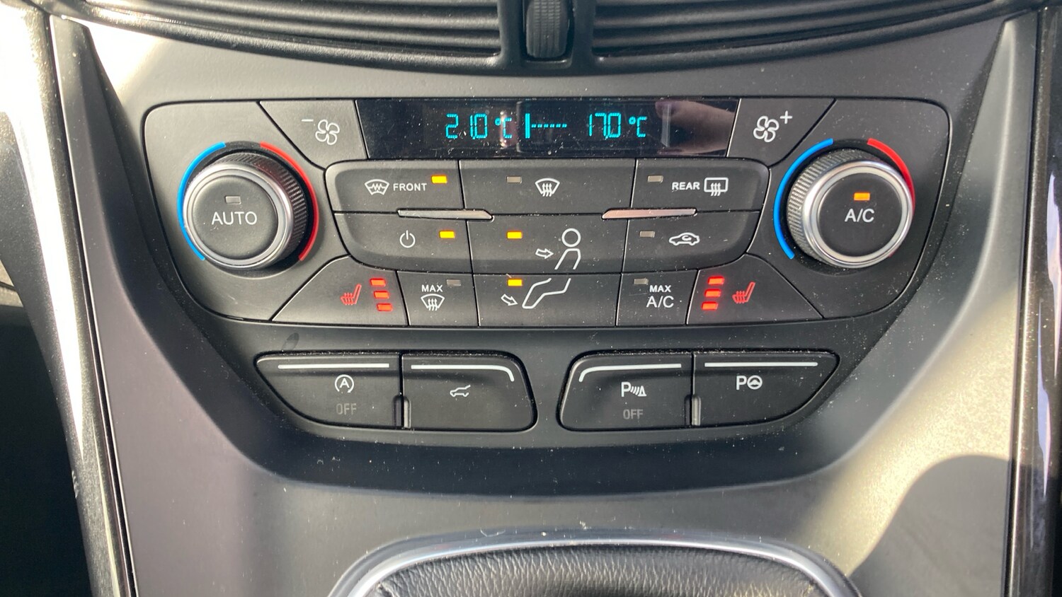 Used Ford Kuga 2018 for sale - 77675345: Photo 33