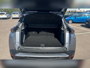 Used Peugeot 2008 2023 for sale - 78343649: Photo