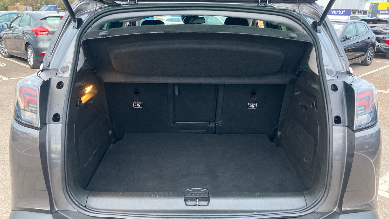 Used Vauxhall Crossland 2022 for sale - 76507258: Photo 4