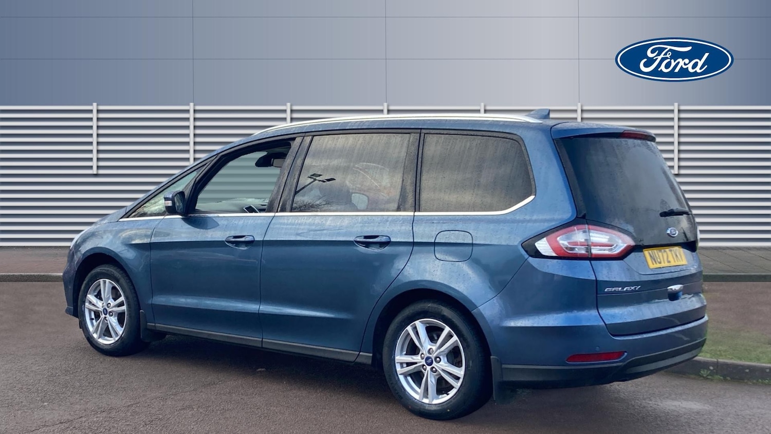 Used Ford Galaxy 2022 for sale - 77432512: Photo 2