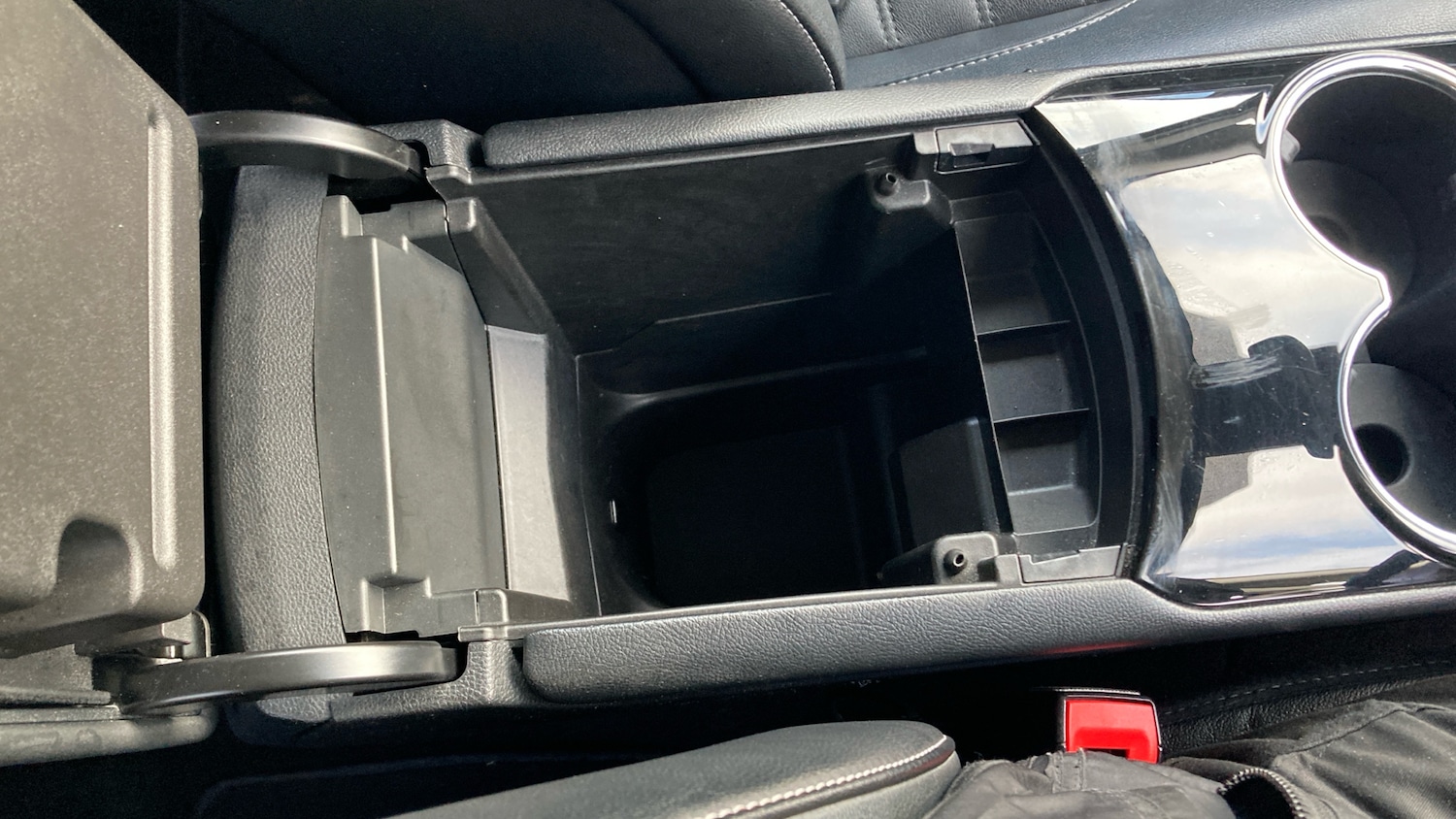 Used Ford Galaxy 2022 for sale - 77432512: Photo 32