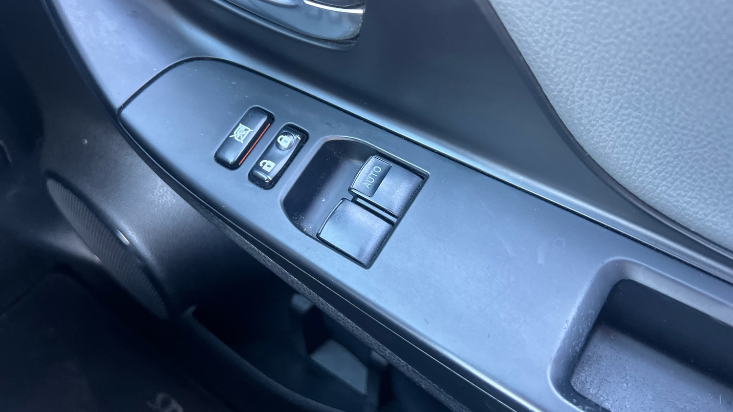 Used Toyota Yaris 2018 for sale - 76412047: Photo 24