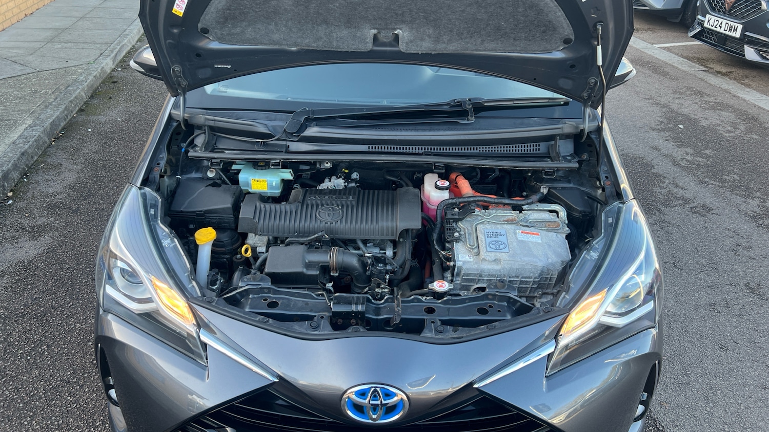 Used Toyota Yaris 2018 for sale - 76412047: Photo 8