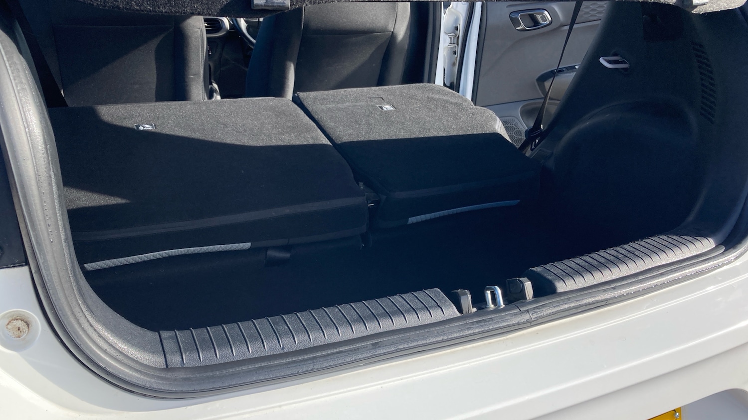 Used Hyundai i10 2021 for sale - 76352018: Photo 31
