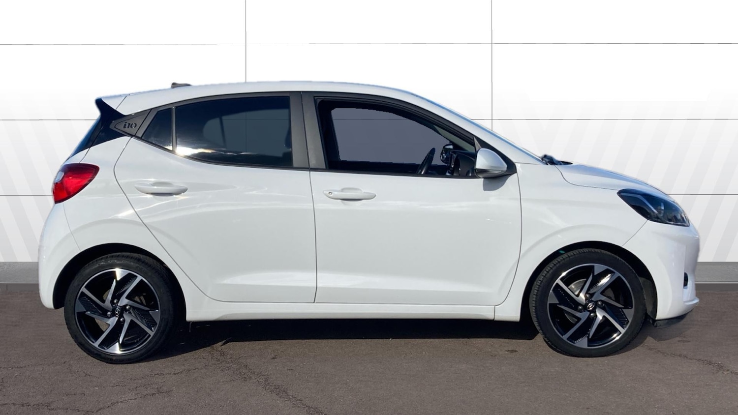 Used Hyundai i10 2021 for sale - 76352018: Photo 5