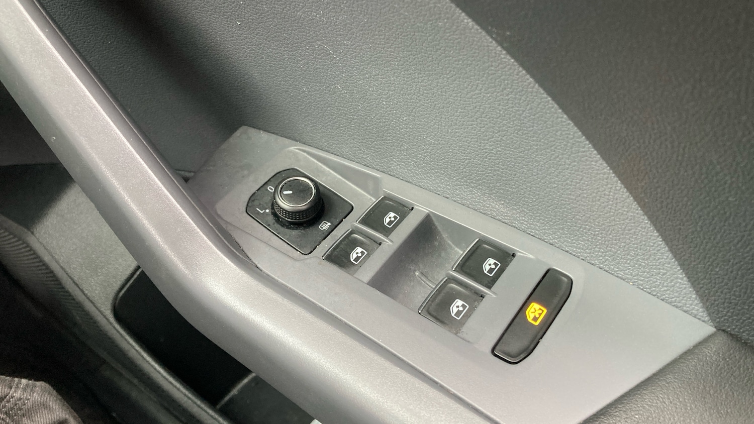 Used Volkswagen T-Cross 2020 for sale - 76299762: Photo 21