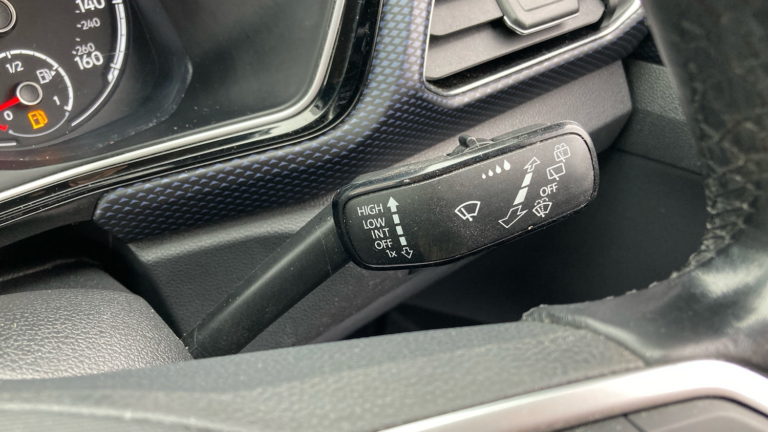 Used Volkswagen T-Cross 2020 for sale - 76299762: Photo 24