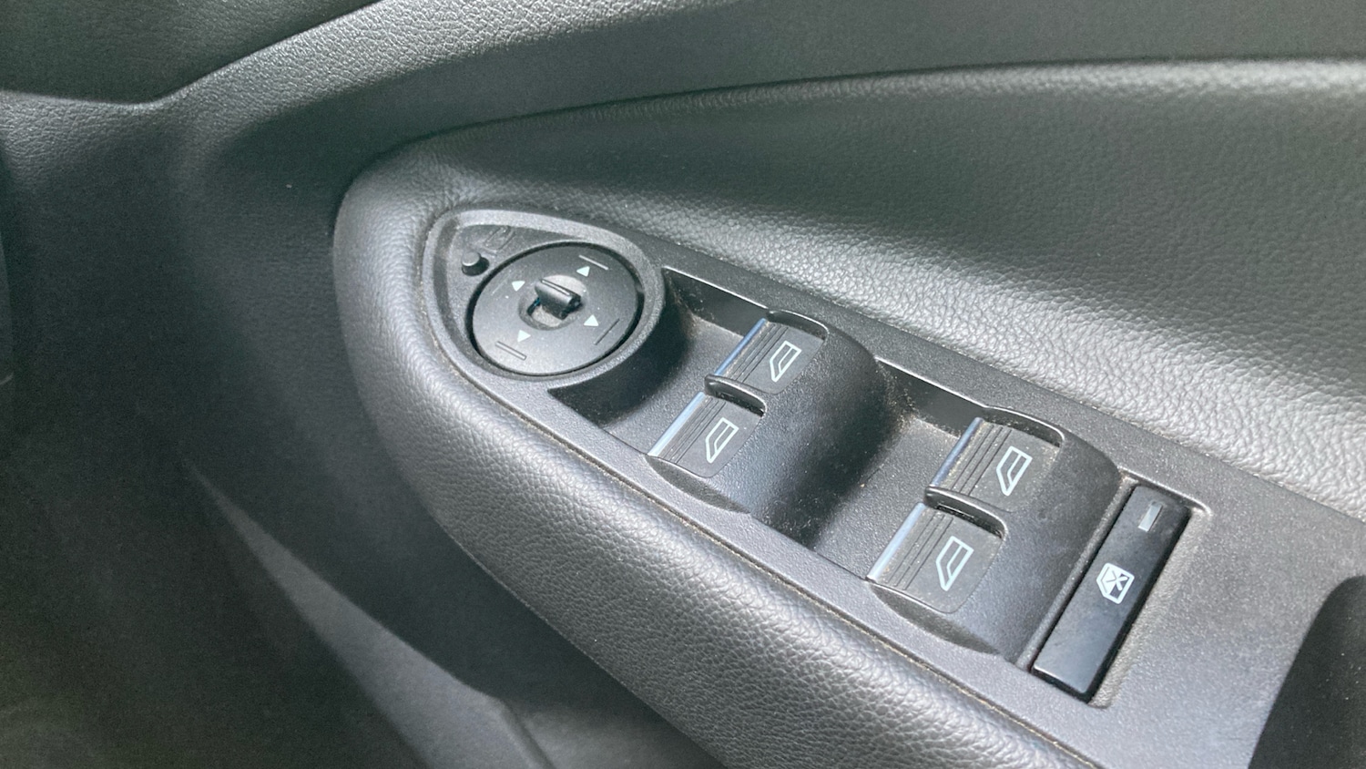 Used Ford Kuga 2019 for sale - 77127293: Photo 21