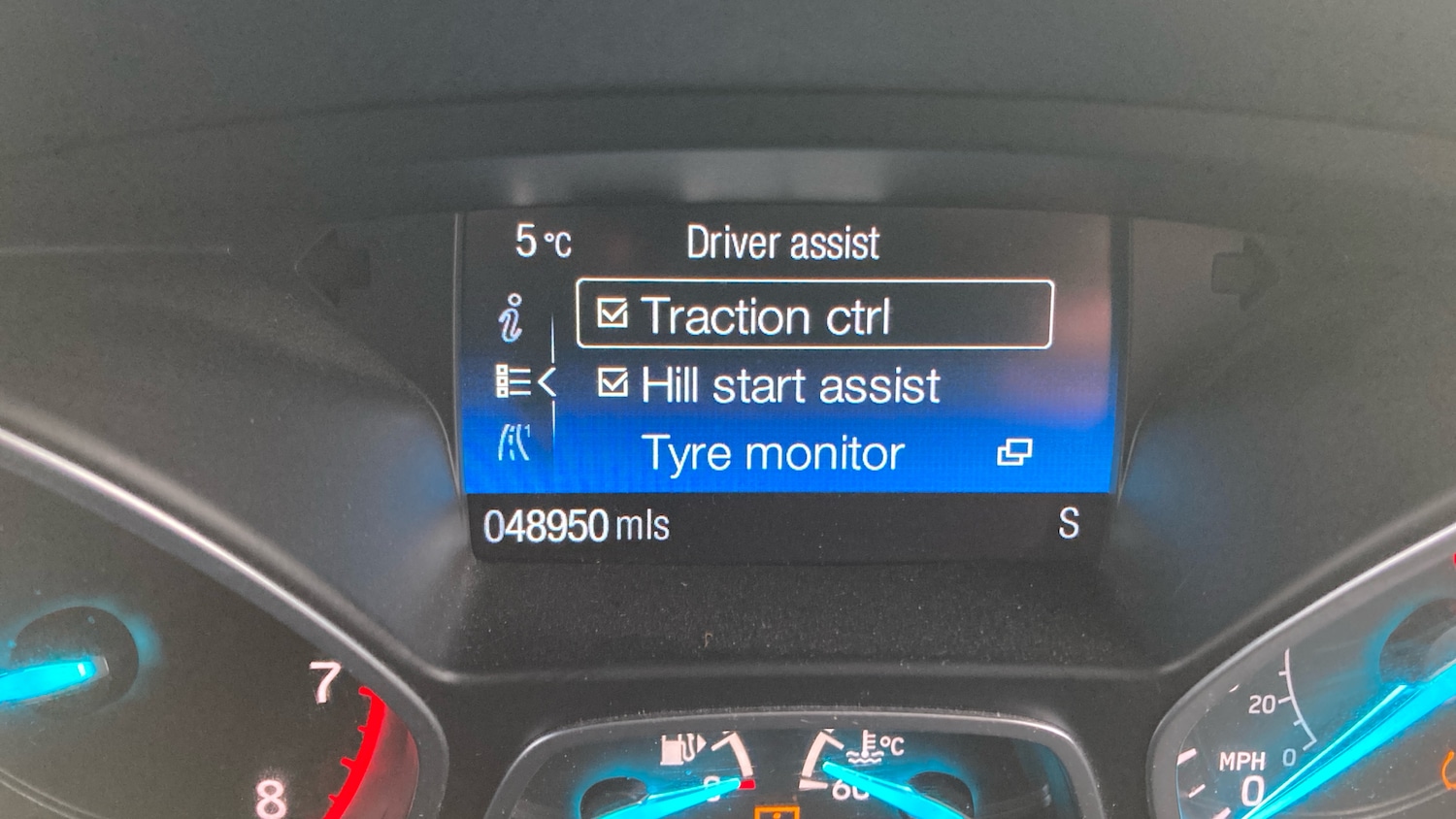 Used Ford Kuga 2019 for sale - 77127293: Photo 41