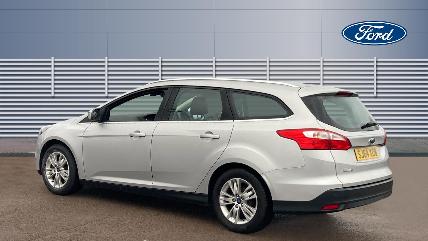 Used Ford Focus 2014 for sale - 76983850: Photo 2