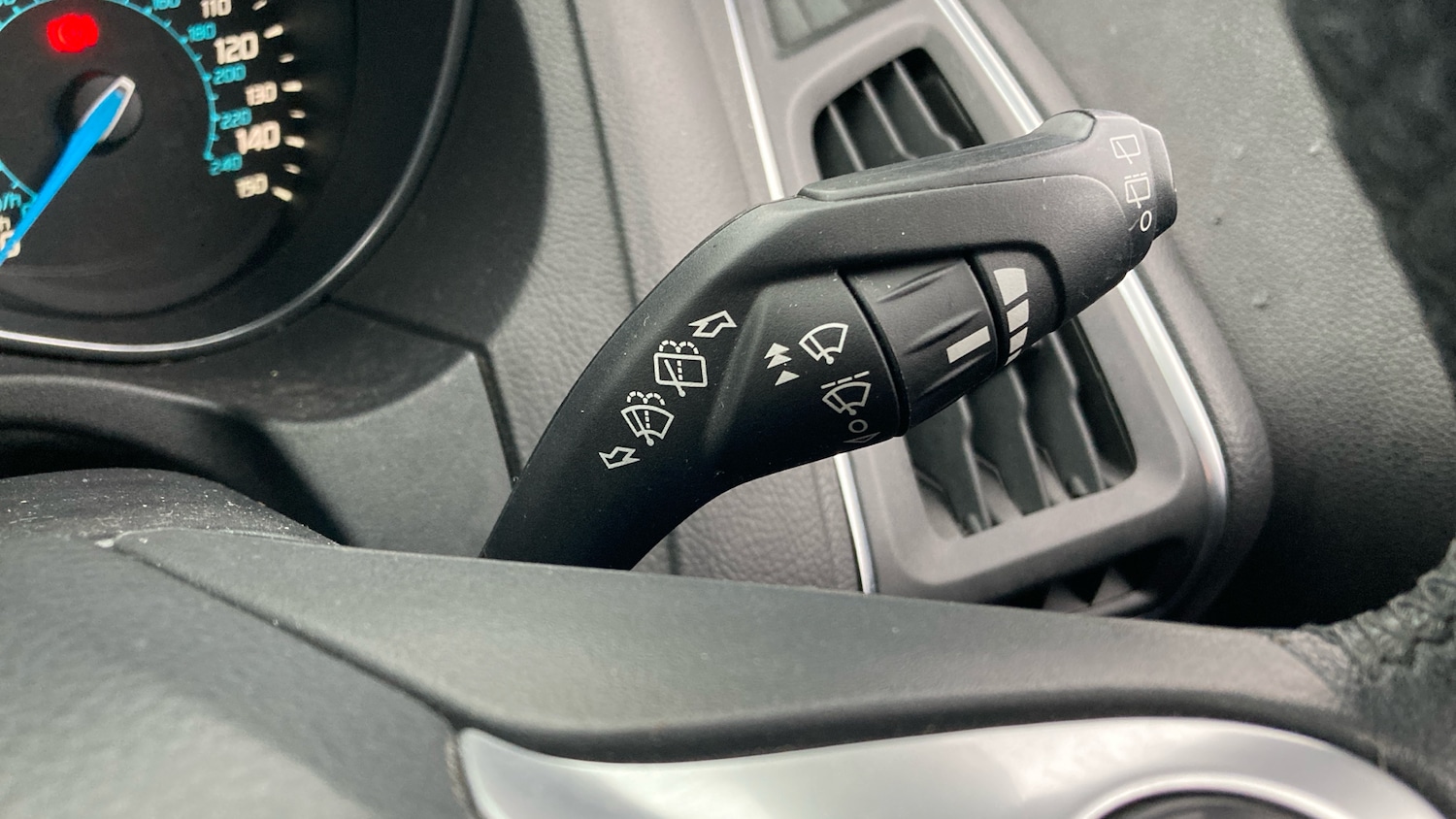 Used Ford Focus 2014 for sale - 76983850: Photo 26