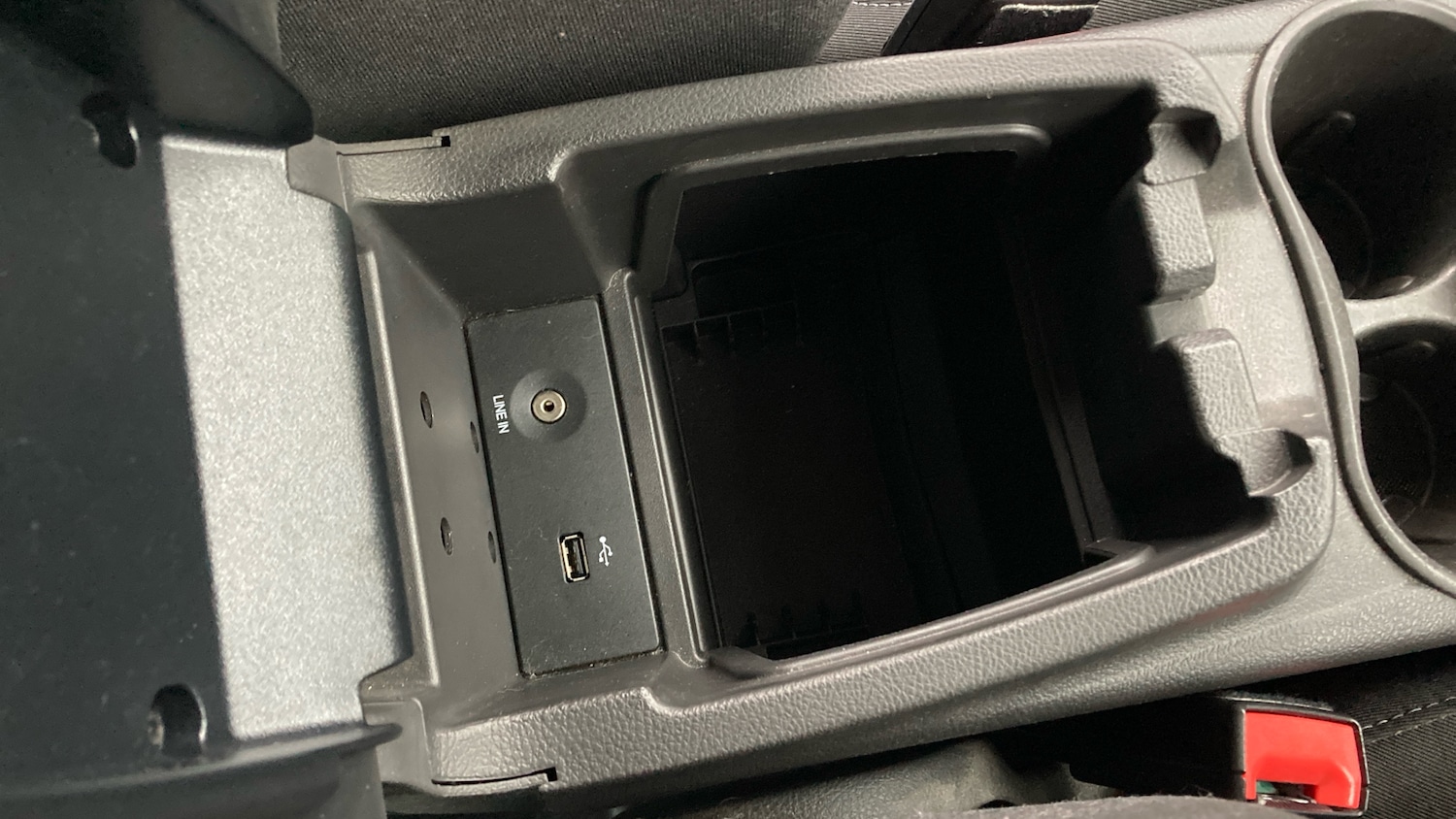 Used Ford Focus 2014 for sale - 76983850: Photo 30