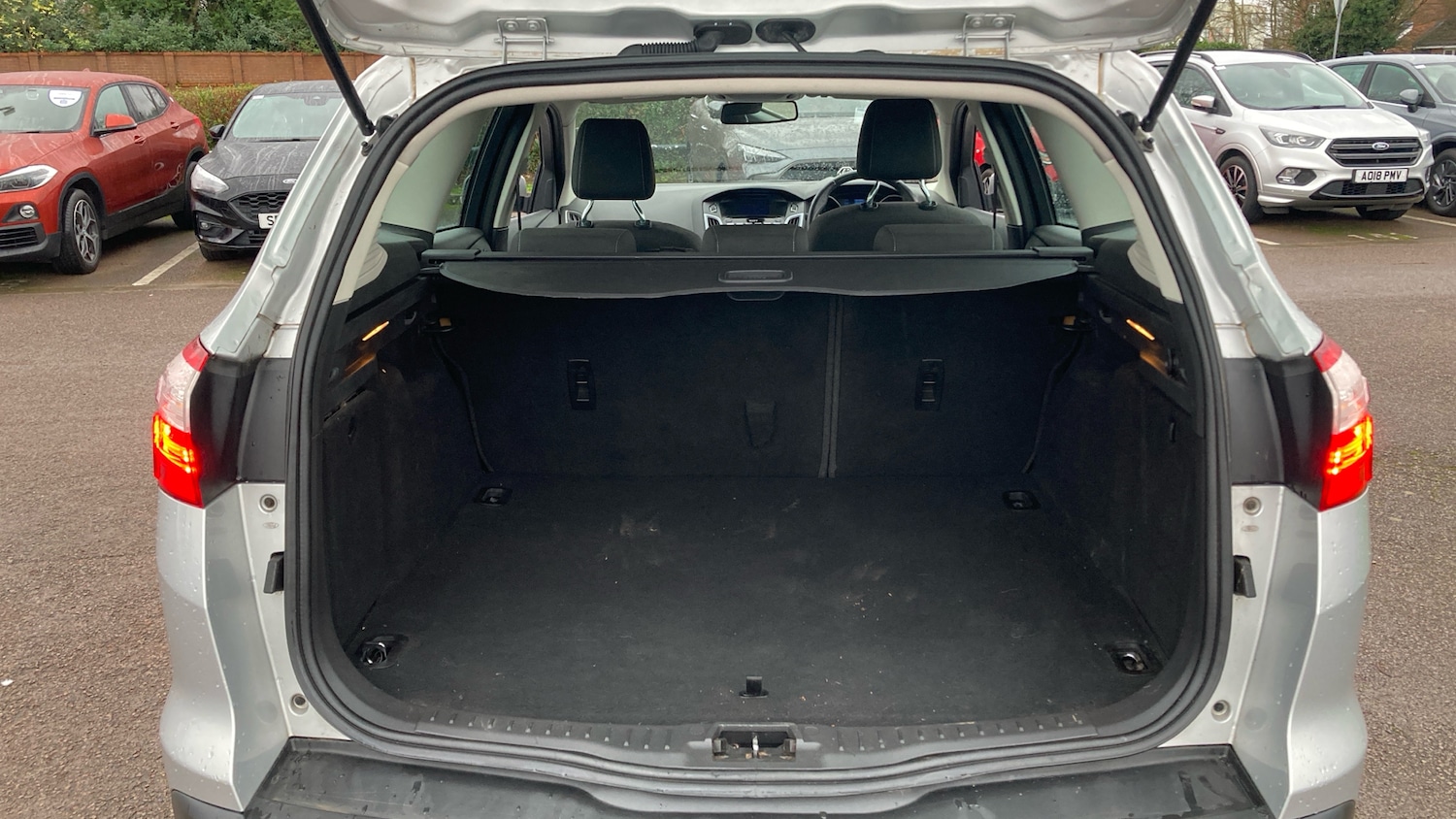 Used Ford Focus 2014 for sale - 76983850: Photo 4