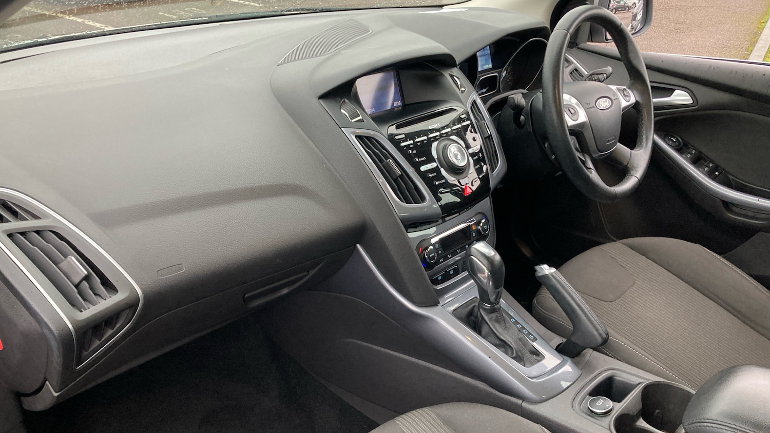 Used Ford Focus 2014 for sale - 76983850: Photo 9