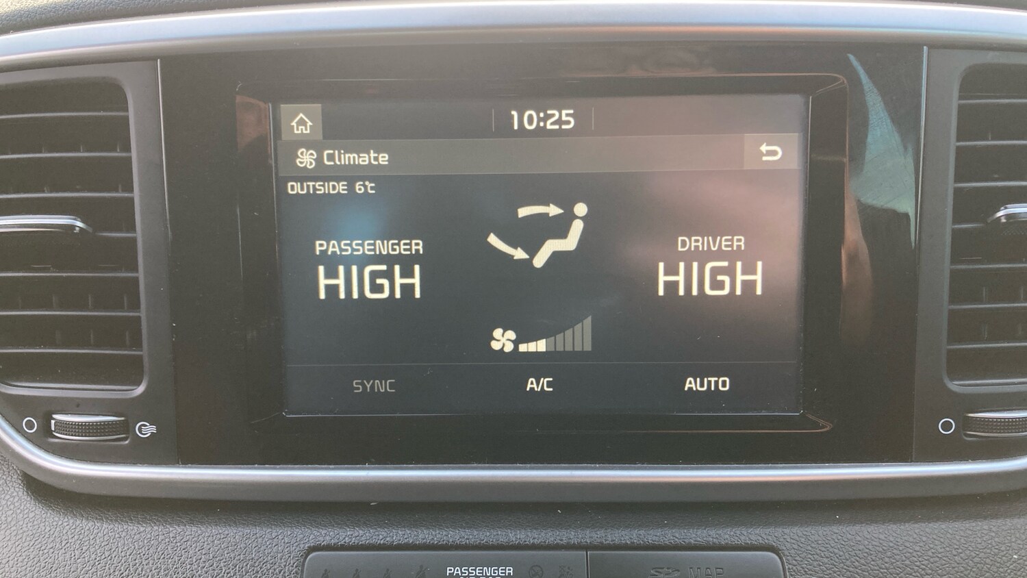 Used Kia Sportage 2019 for sale - 77379106: Photo 40