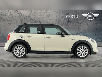 Used MINI Hatch 2018 for sale - 75604313: Photo