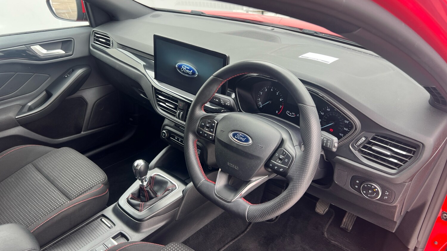 Used Ford Focus 2022 for sale - 76836903: Photo 11