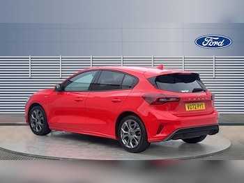 Used Ford Focus 2022 for sale - 76836903: Photo