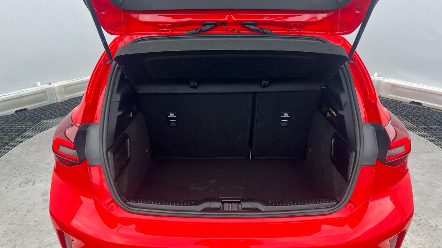 Used Ford Focus 2022 for sale - 76836903: Photo 4