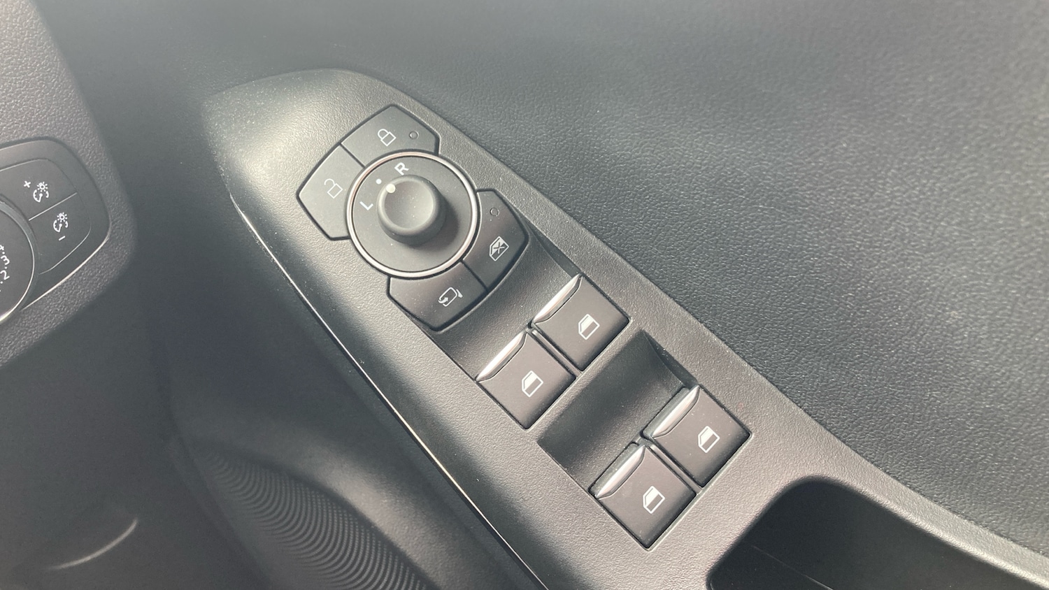 Used Ford Puma 2022 for sale - 76322427: Photo 21