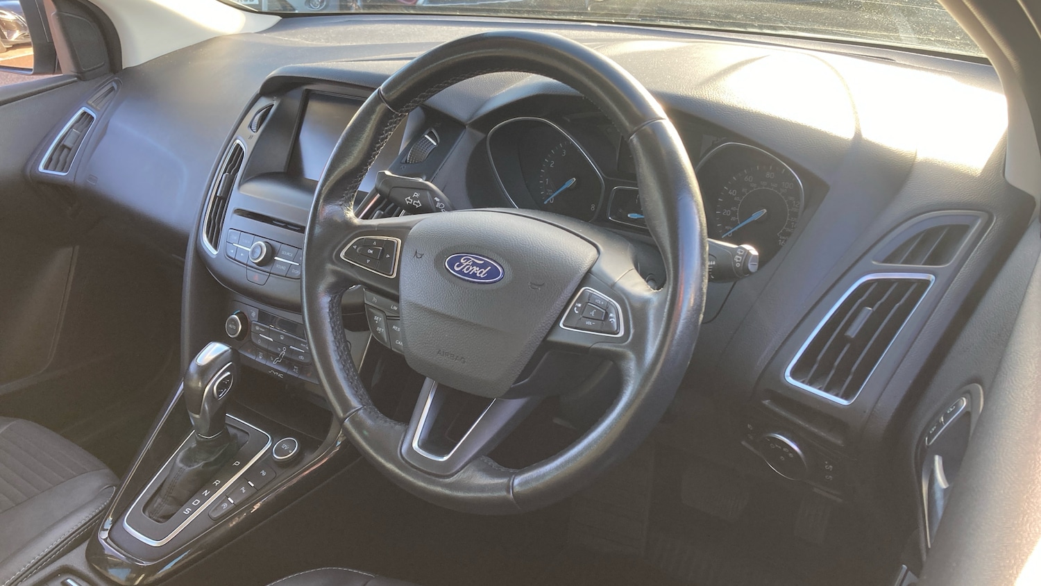 Used Ford Focus 2015 for sale - 76903848: Photo 11